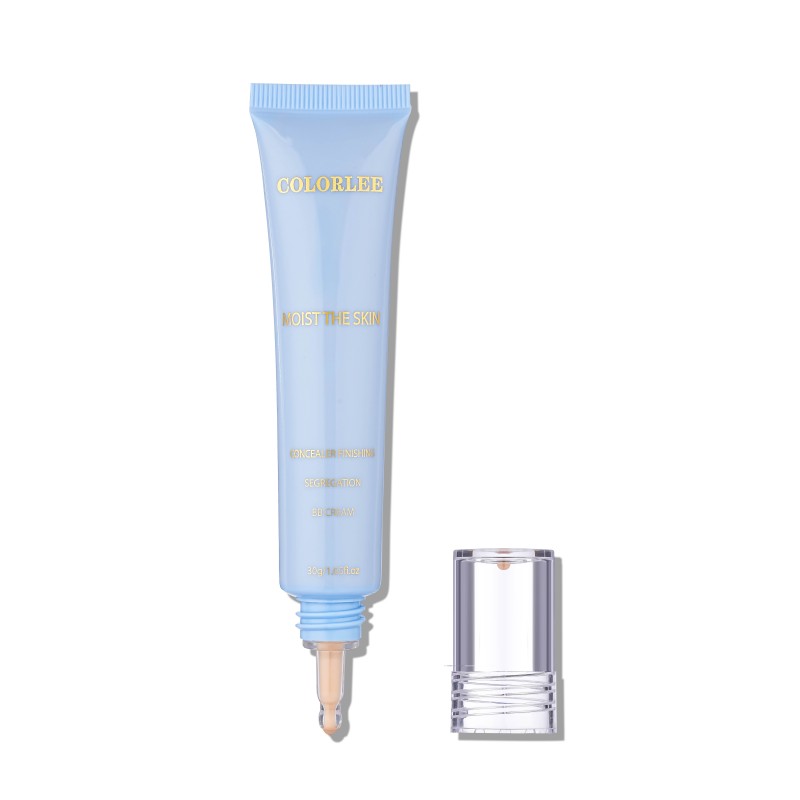 Glättet leichte BB-Creme